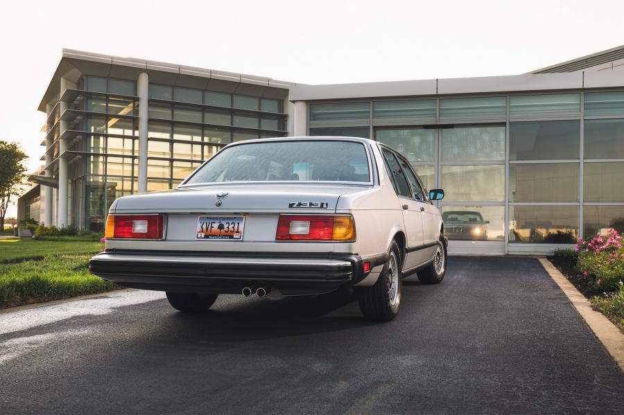  BMW 733i 1978 года  (NA) (фото 22 из 33)